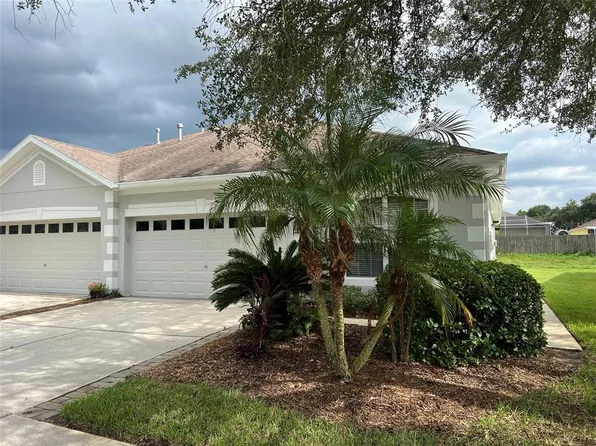 7443 Surrey Wood Ln, Apollo Beach, FL 33572