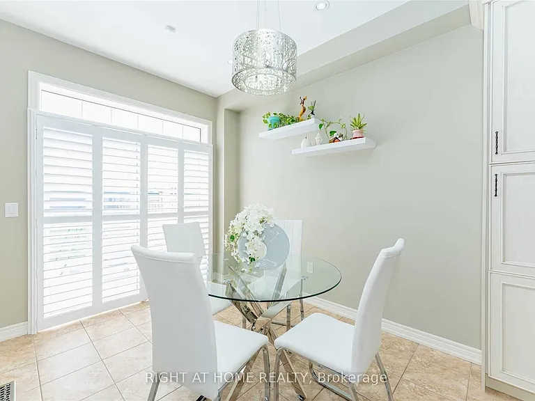 41 Dufay Rd — Photo 19