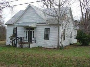 236 Fulton St, Dadeville, AL 36853