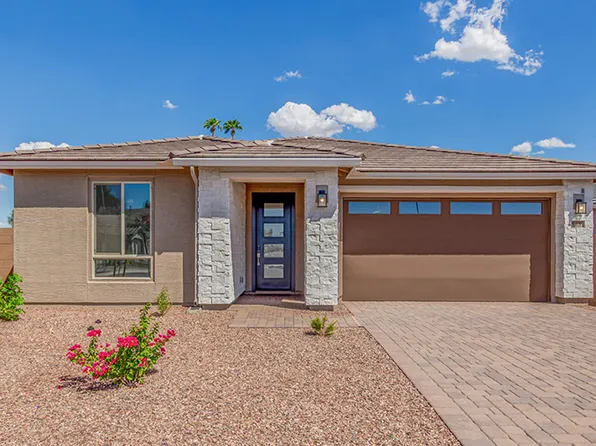 8331 N 53rd Dr, Glendale, AZ 85302
