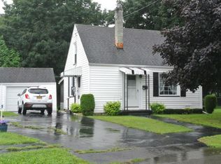 6 Circuit Dr, Elmira, NY 14904