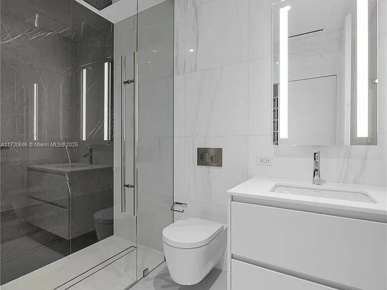 300 Biscayne Boulevard Way #2804 — Photo 5