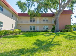 51 Woodland Dr APT 102, Vero Beach, FL 32962