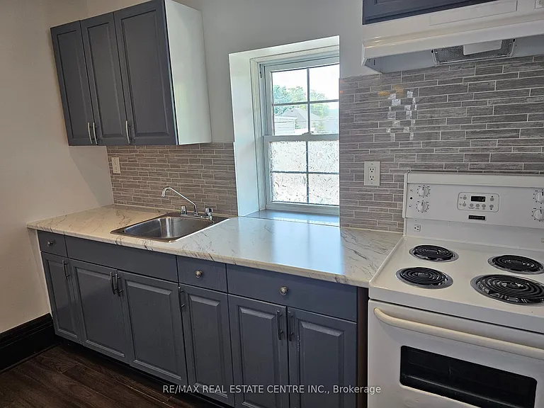 1 Mill St #1 — Photo 8