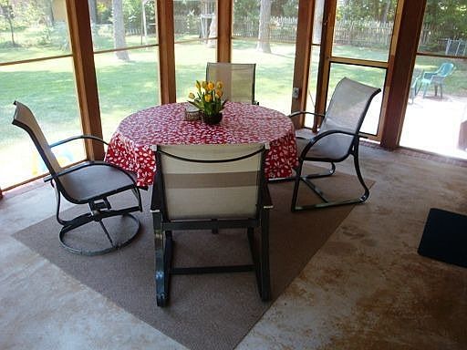 Screen-in Porch