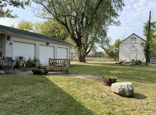 5384 Palms Rd, Casco, MI 48064