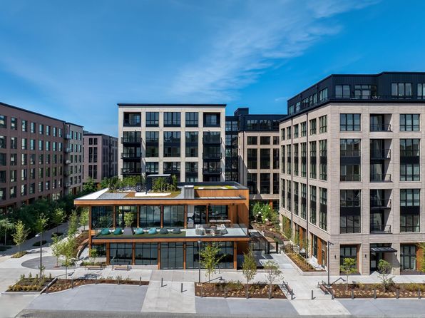 2030 NW Raleigh St #600