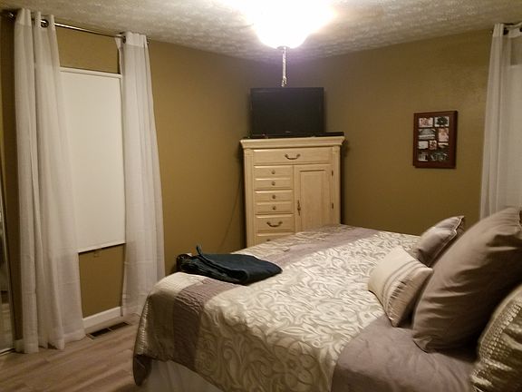 2nd image of 86 Park Dr
