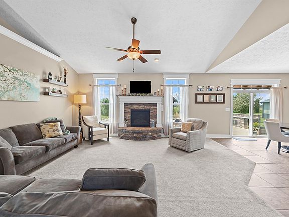 5th image of 4240 Paulana Pl