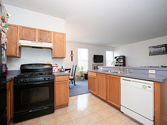 5th image of 6528 Marble Ln