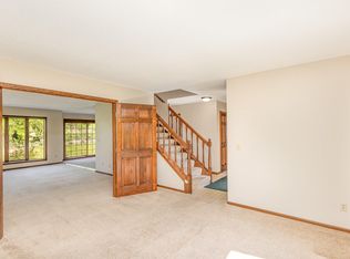 8614 Jenner Ln S, Cottage Grove, MN 55016