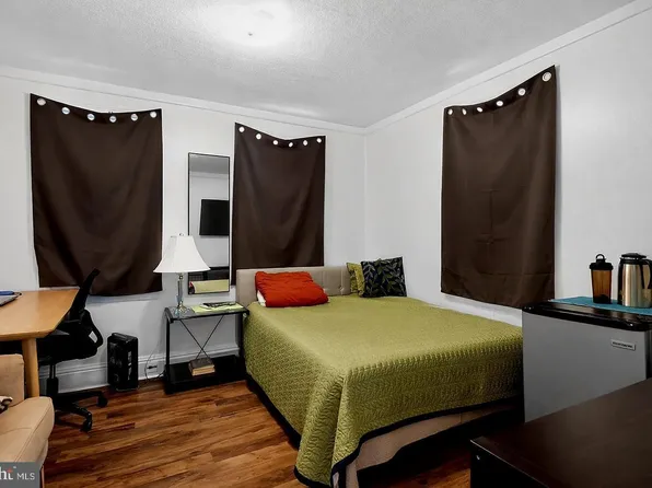 236 Kossuth St, Riverside, NJ 08075