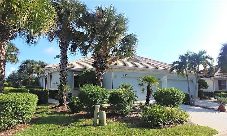 1st image of 10621 Camarelle Cir