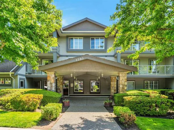 1280 Merklin St #203, White Rock, BC V4B 4B9