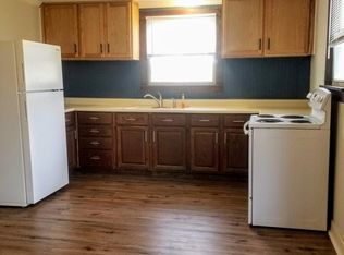 526 Reynolds St, Kellogg, IA 50135