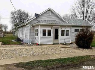 211 Hill St, Norris, IL 61553