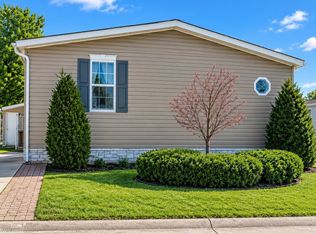 14560 Keswick Dr, Shelby Township, MI 48315