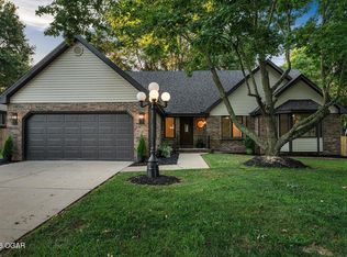 2340 S Nolting Ave, Springfield, MO 65807