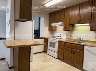 1630 N Whitney Dr, Appleton, WI 54914
