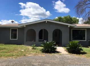 309 N Benson Rd, Uvalde, TX 78801