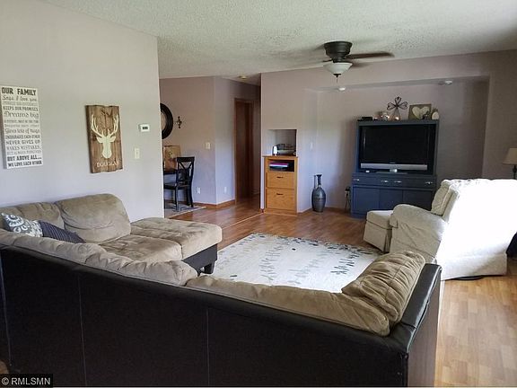 5th image of 112 Villa Dr