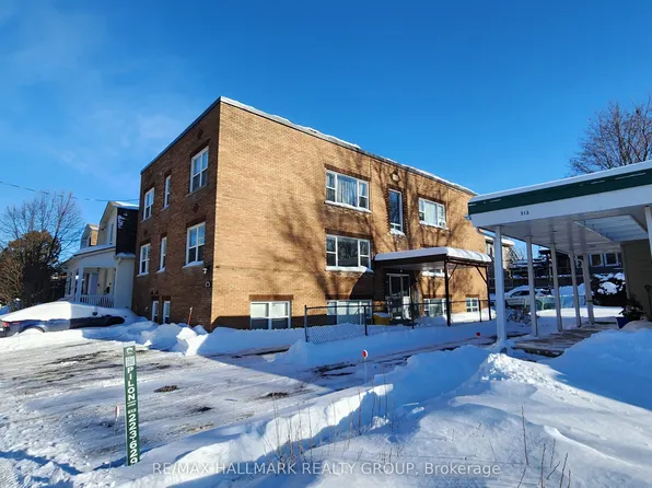 310 Byron Ave #5, Ottawa, ON K1Z 6Z1