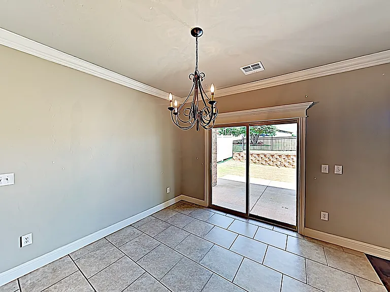 2125 Turtle Creek Dr — Photo 6