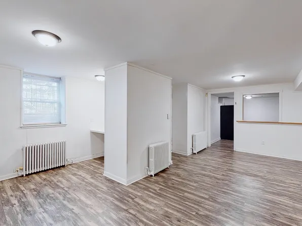 Well-situated Building at the Intersection of Downtown + East Rock!