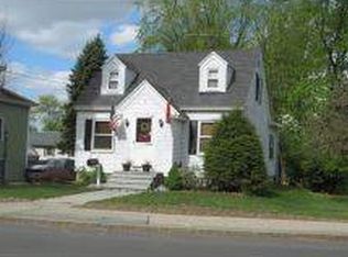 132 Mammoth Rd, Hooksett, NH 03106