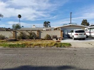 228 Amherst Rd, Costa Mesa, CA 92626
