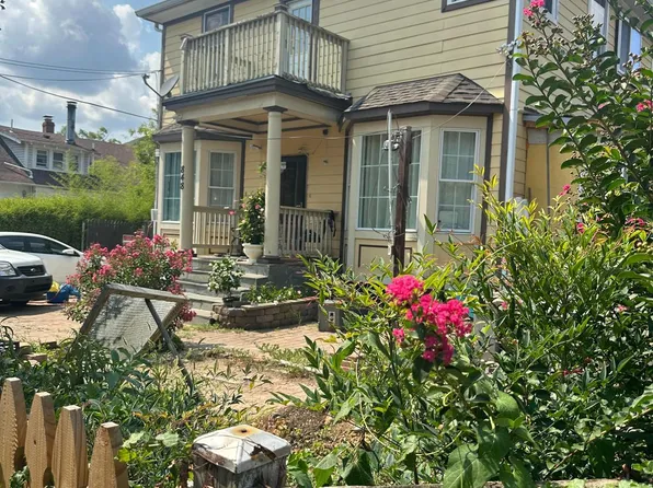 848 S Glebe Rd, Arlington, VA 22204