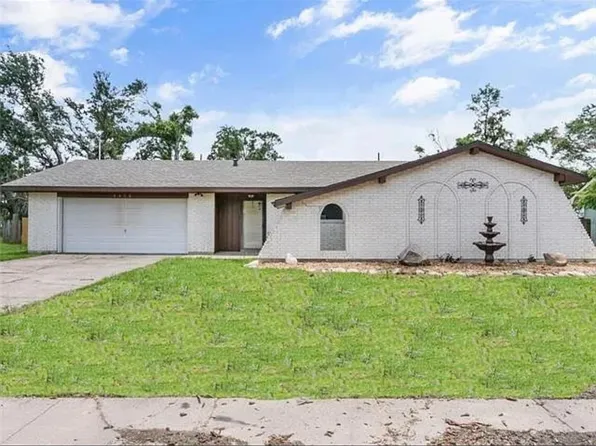 5425 9th Ave, Lake Charles, LA 70607
