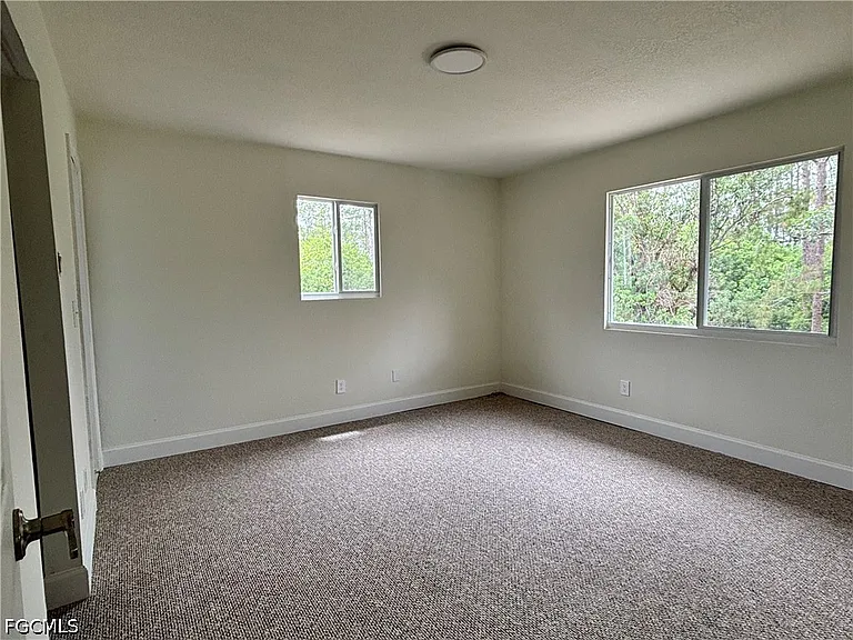 2150 Panama Ave — Photo 32