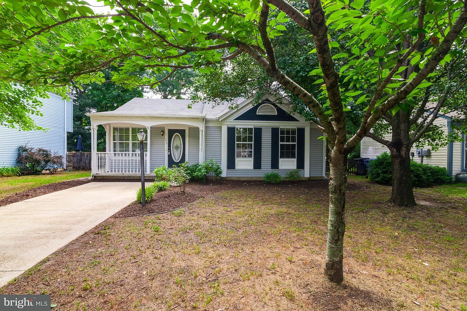 4236 Mockingbird Cir photo 1