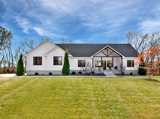 1601 E Rockhill Ct, Derby, KS 67037