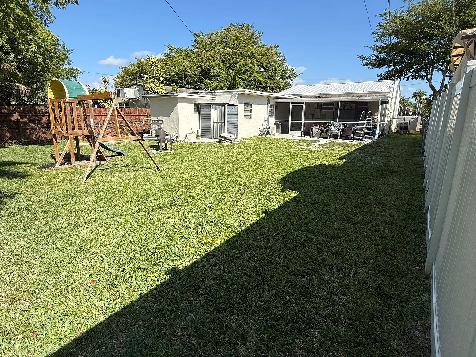 2 bed, 1282 sqft, $2,700 — Photo 4