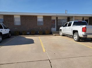 1303 Meadow Ln APT 5, Weatherford, OK 73096