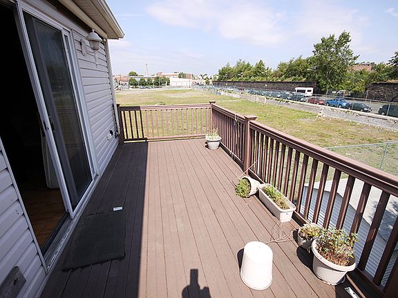 3rd image of 134 Laidlaw Ave #2