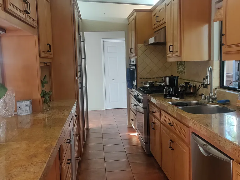 880 Deer Park Rd #1 — Photo 3