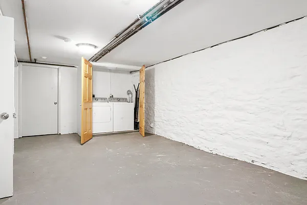 Sold by Harlem Lofts | media 17