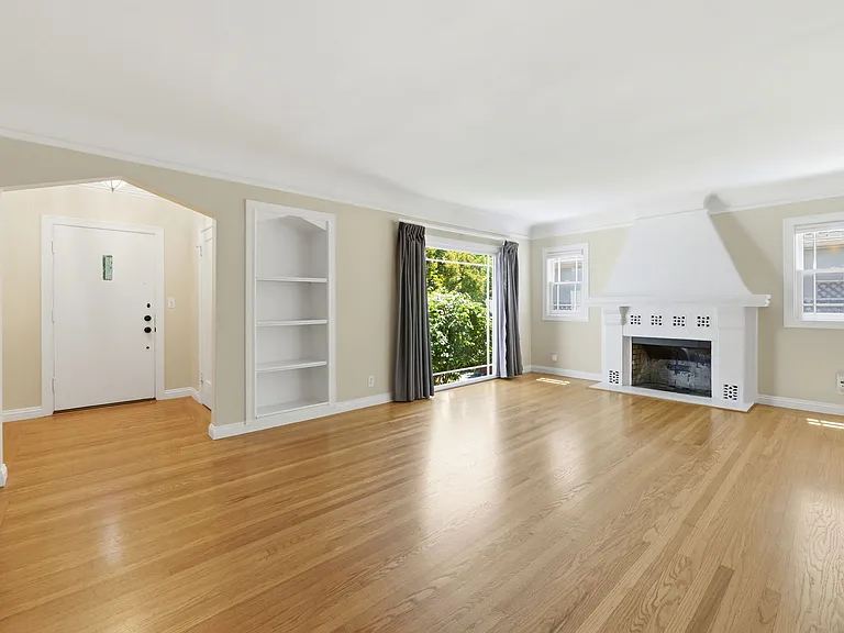 126 Jeter St — Photo 5