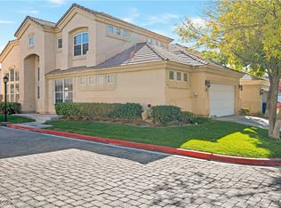 8004 Arcadian Ln, Las Vegas, NV 89147