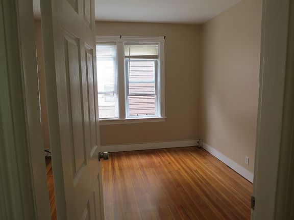 4th image of 129 4th St Floor 3