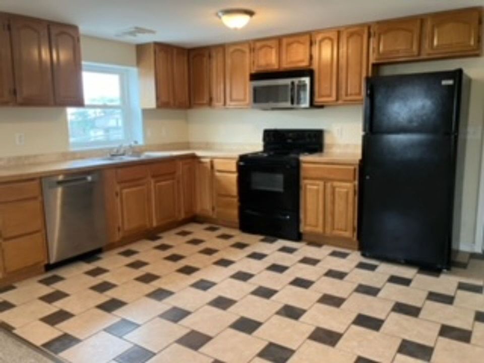 1st image of 1190 S College St #2
