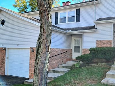 1780 Rolling Hills Dr APT B, Twinsburg, OH, 44087