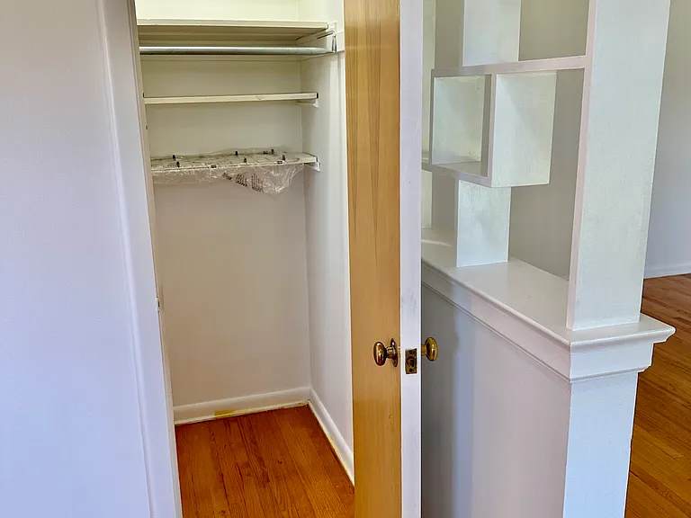 5452 Brummel St #HSE — Photo 4