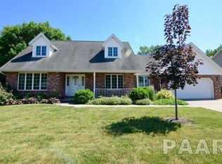 412 W Madison St, Tremont, IL