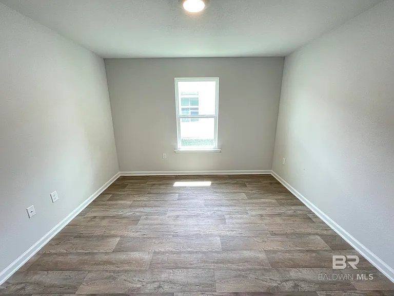 10415 Ruffian Rte — Photo 14