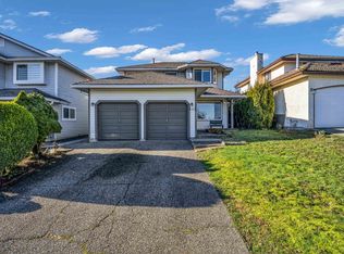 642 Lost Lake Dr, Coquitlam, BC V3C 5G3