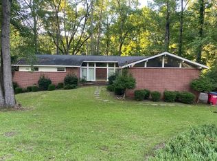 522 Kinney St, Sandersville, GA 31082
